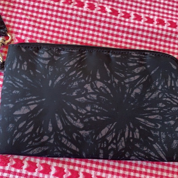 Baggallini wristlet /wallet black & gray - Picture 3 of 4